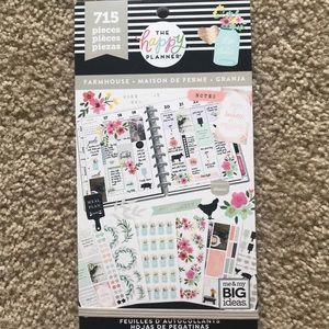THE HAPPY PLANNER FARMHOUSE 715 pieces